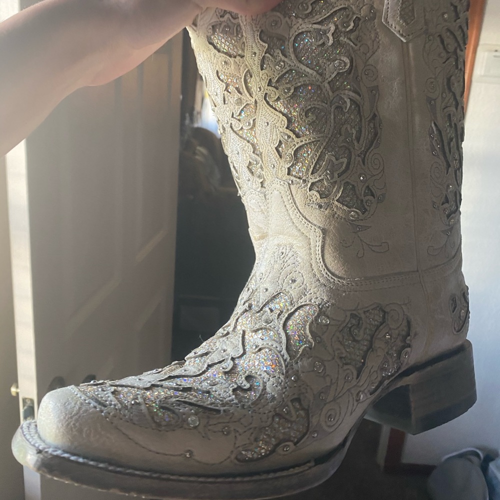 White glitter sparkle Corral cowgirl boots